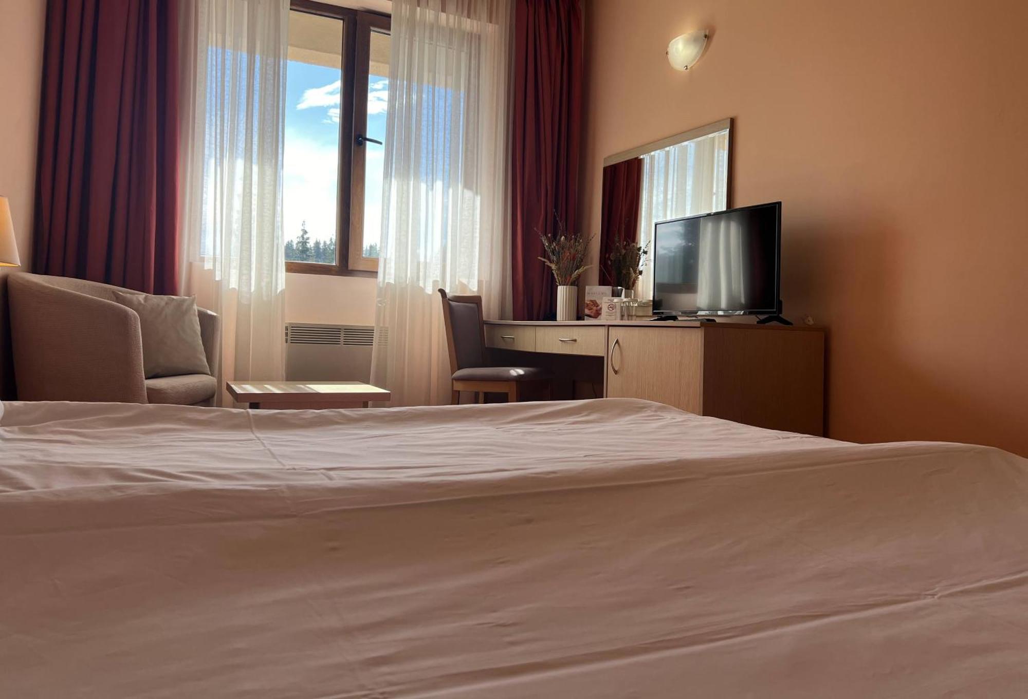 פמפורובו Hotel Orpheus - Casino And Spa מראה חיצוני תמונה